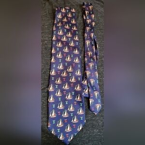 Eric Holch for Alynn "Marina Lights" Holiday Necktie